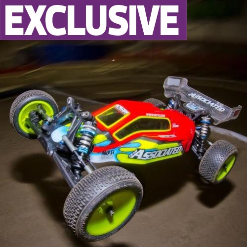 We Drive It First! Team Associated RC10B5 and B5M