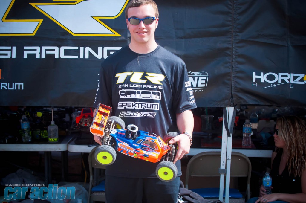 TLR's Dakotah Phend dominates Pro Buggy qualifying on Day 2 of The Dirt ...