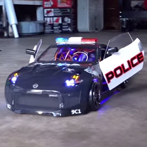 Watch This Nissan 370Z Get Police-ified [VIDEO]