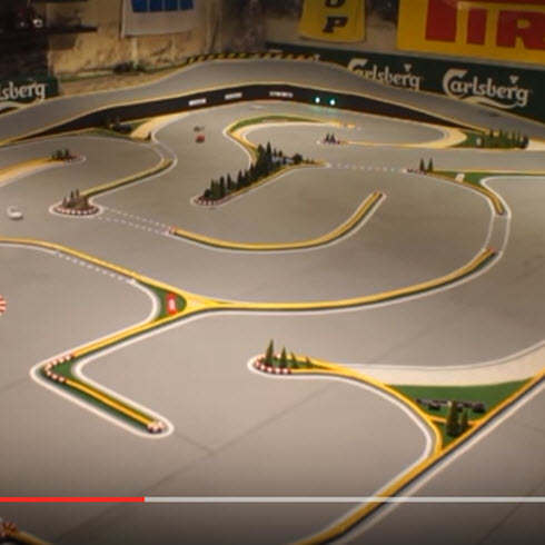 mini race car track