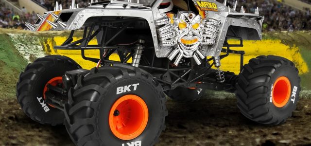Axial RTR 1/10 SMT10 Max-D Monster Jam Truck [VIDEO]