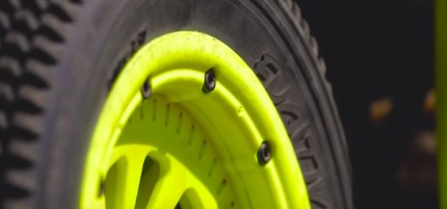 Pro-Line Fugitive Off-Road 1/5 Tires [VIDEO]