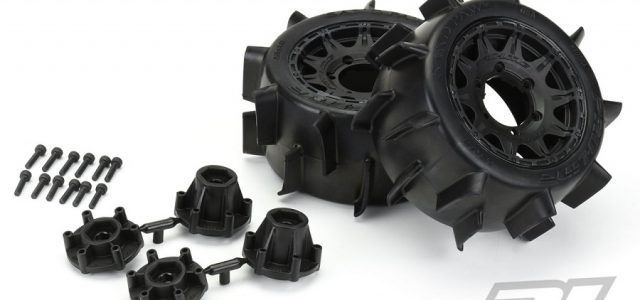 Pro-Line Sand Paw LP 2.8″ Sand Tires Mounted On Raid Wheels