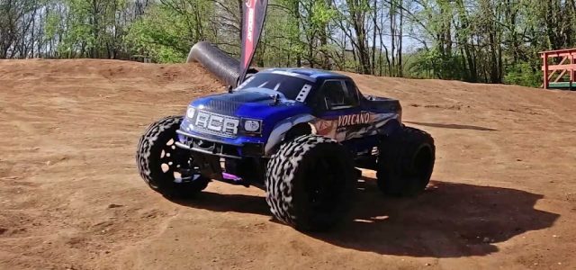 Redcat Volcano EPX 1/10 Monster Truck [VIDEO]