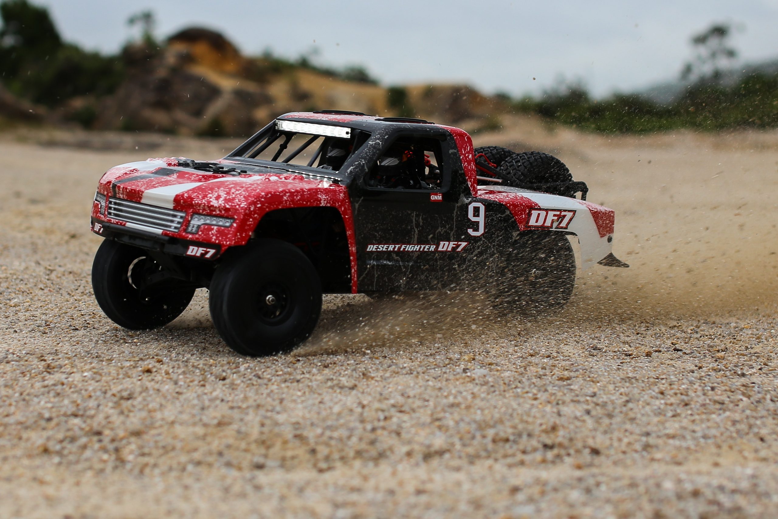 1/7 rc car