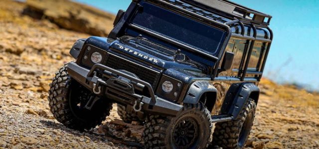 Blackout Crawler With The Traxxas TRX-4 Land Rover Defender [VIDEO