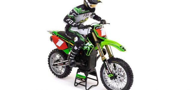 Losi RTR Promoto-MX 1/4 Motorcycle [VIDEO] - RC Car Action